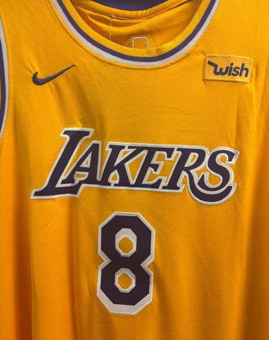 Autographed item – Kobe Bryant – Los Angeles Lakers #8 Nike Swingman signed gold jersey
